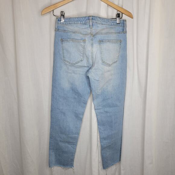 Universal Thread Light Wash Cropped Jeans, 0/25 - Picture 4 of 8